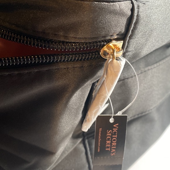 Victoria’s Secret  Bra Travel Case - Picture 7 of 7